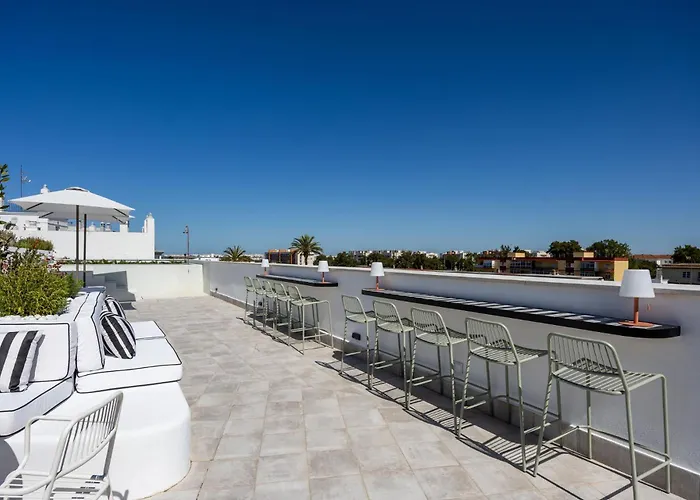 Casa De La Vega Suites